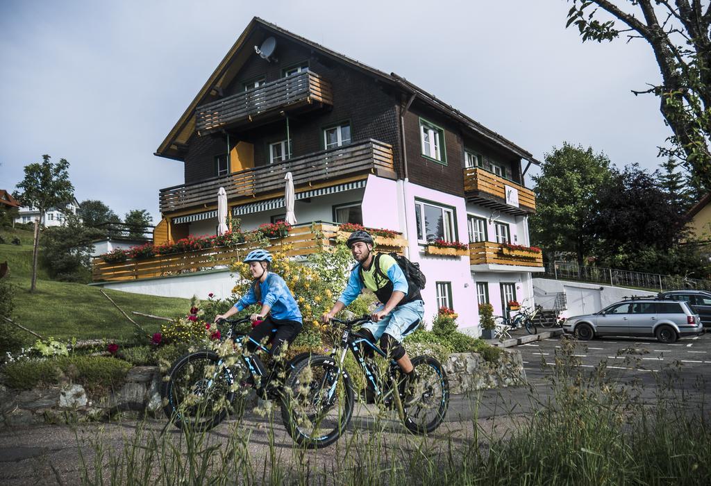 Schwarzwald-Chalet Feldberg 펠트베르크 외부 사진